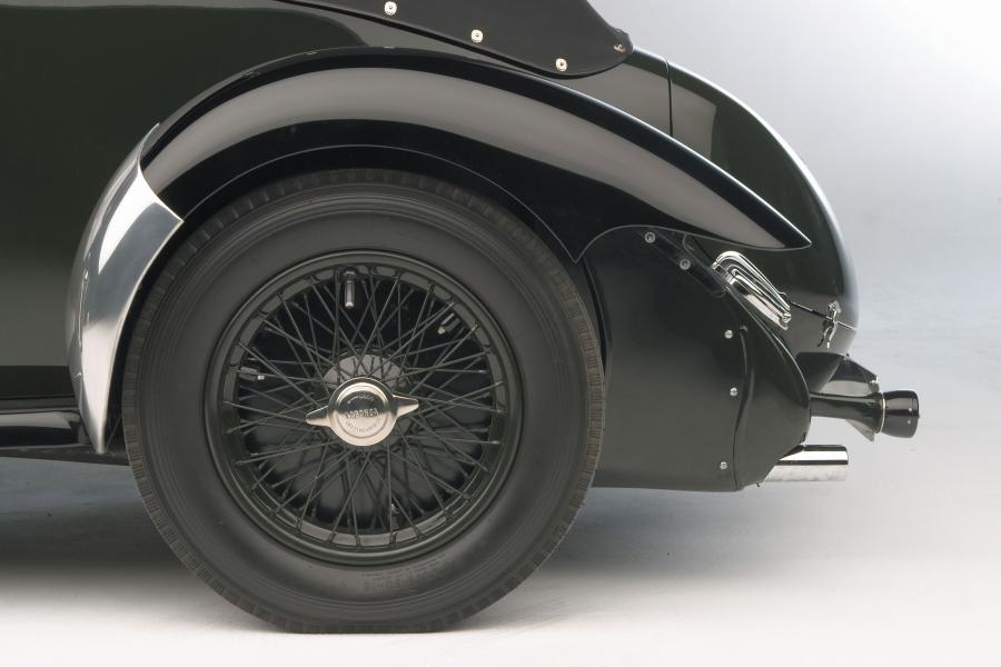 Колеса Lagonda LG45 Rapide Sports Tourer 1937 года  (фото 2 из 27)